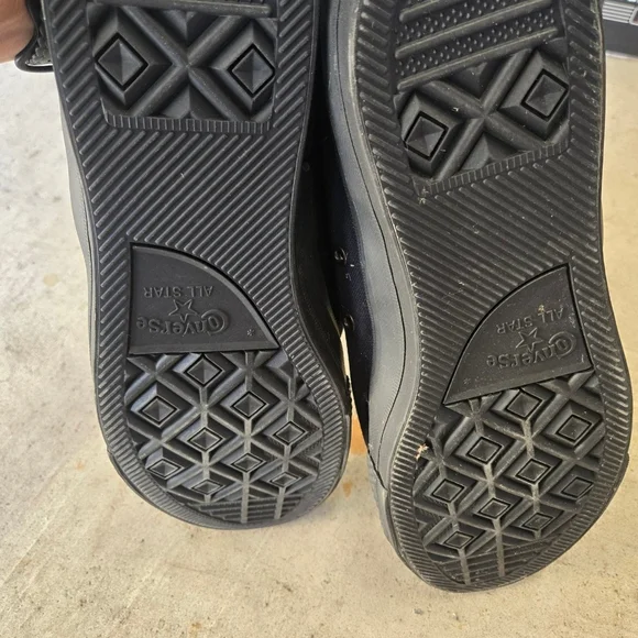 Converse Men's Black Canvas Sneakers with Neon Accents - Picture 2 of 5